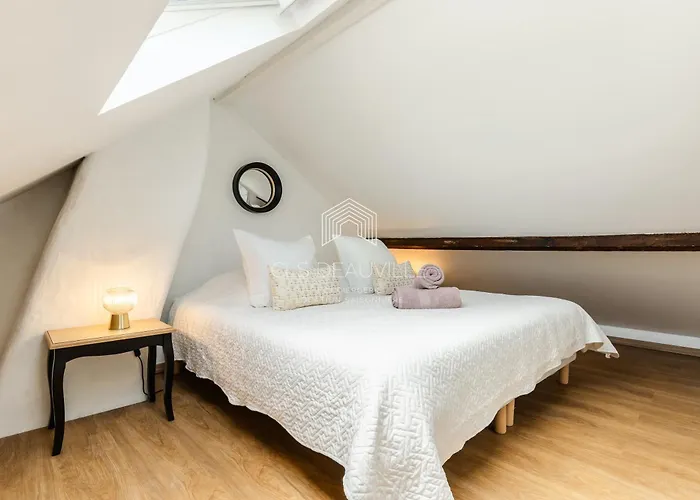 Domaine De Syrka A Deauville Saint-Étienne-la-Thillaye