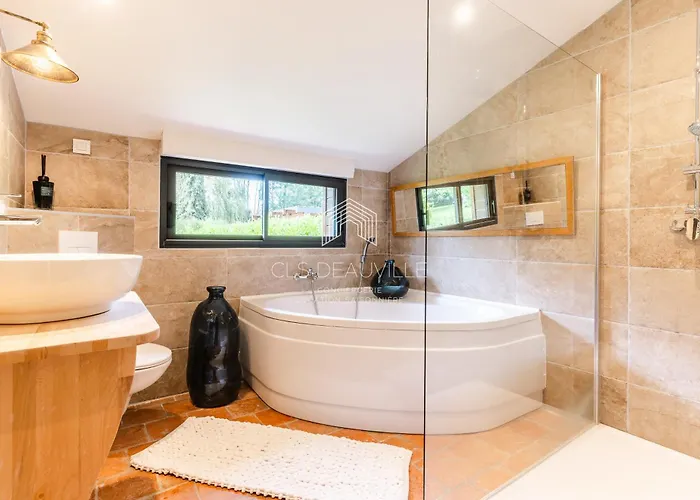 Domaine De Syrka A Deauville Villa *